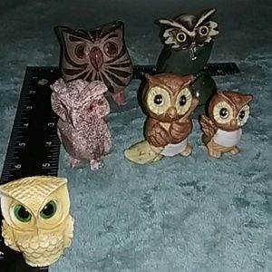 Vintage set of ceramic owls.     (Set#8)